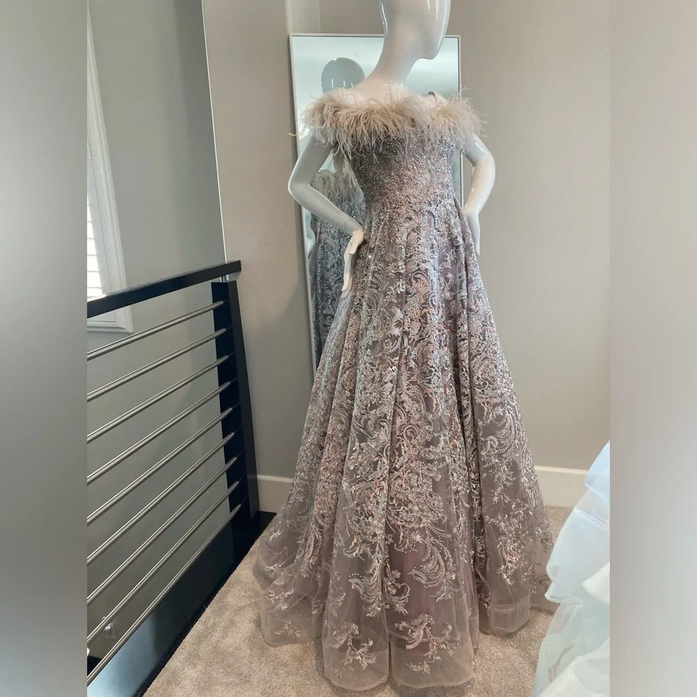 New elegant long dress - Picture 3 of 16